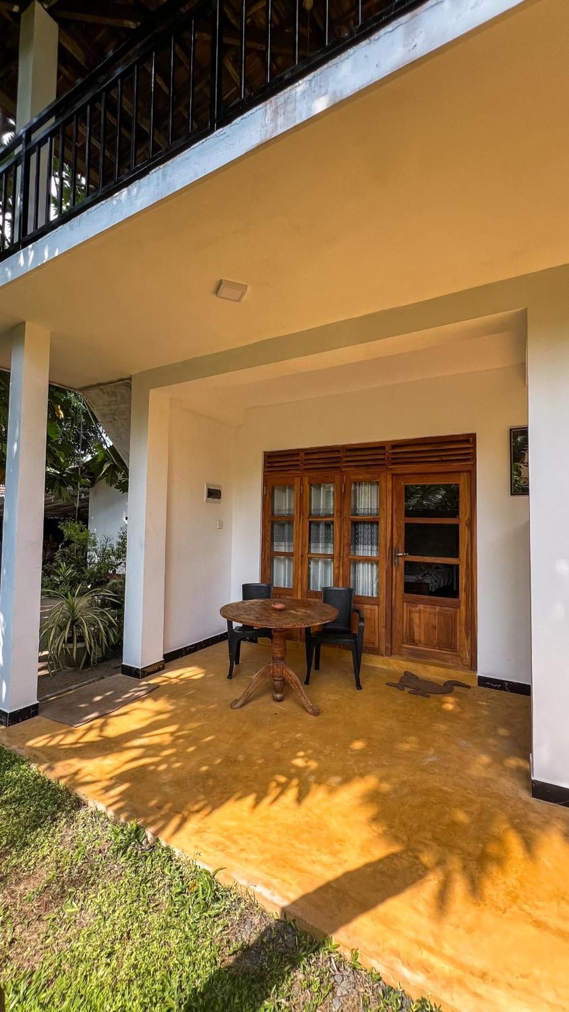 Relax Beach House Тангалла Экстерьер фото