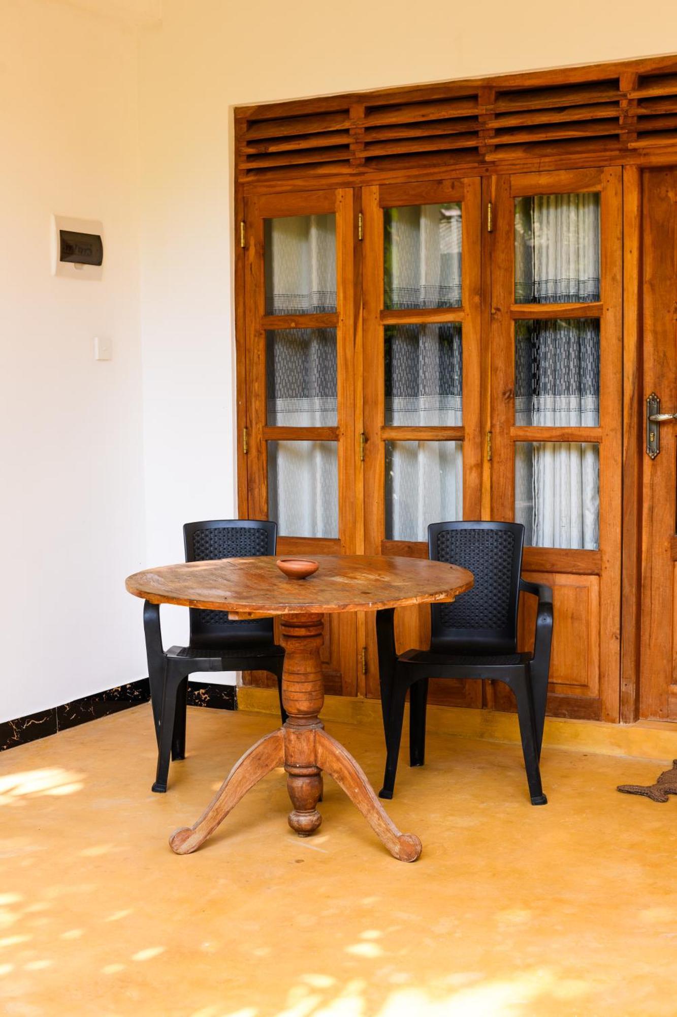 Relax Beach House Тангалла Экстерьер фото